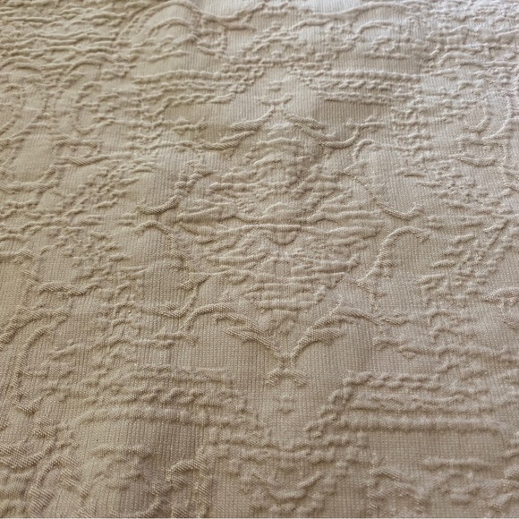 Frontgate Textured Euro Sham - Picture 4 of 5